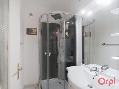 Appartement - 65 m² - 4 pièces