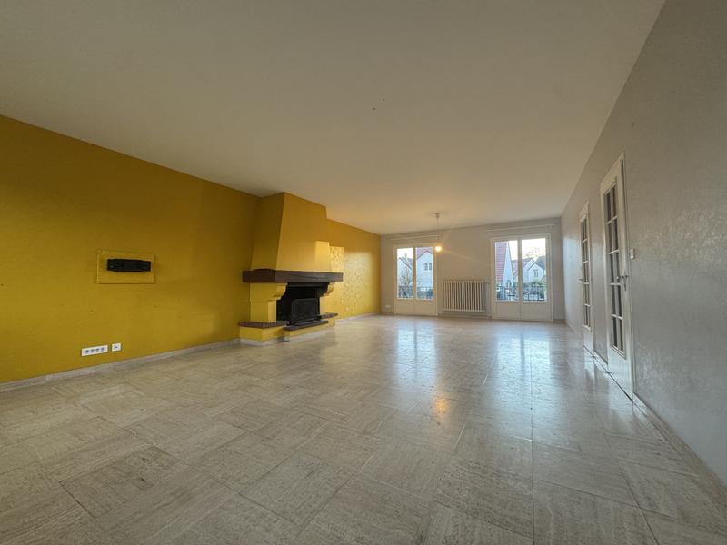 Maison - 163 m² - 6 pièces