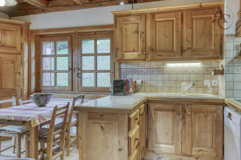 Châlet - 206 m² - 6 pièces