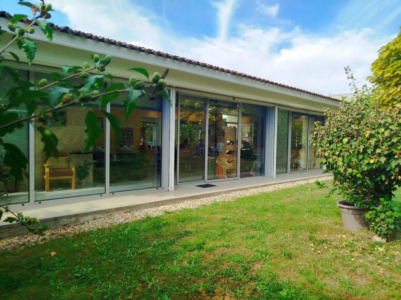 Fonds de commerce - Magasins - 62 m²