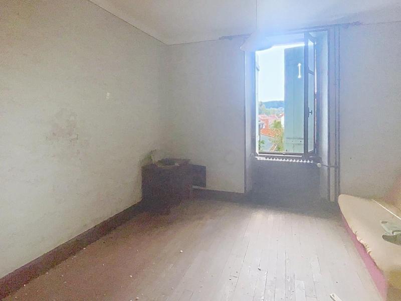 Maison - 204 m² - 8 pièces