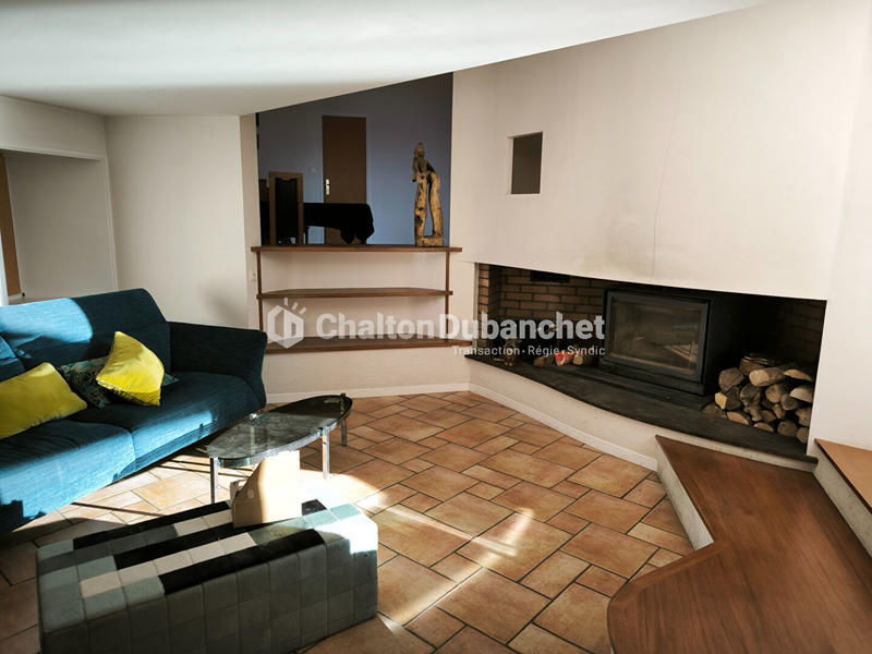 Maison - 372 m² - 10 pièces