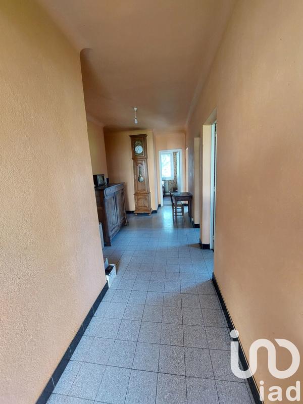 Maison - 180 m² - 8 pièces