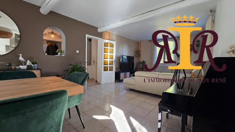 Maison traditionnelle - 140 m² - 6 pièces