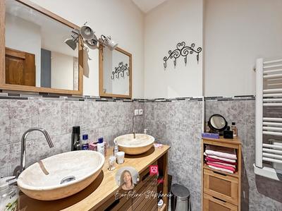 Maison - 180 m² - 4 pièces