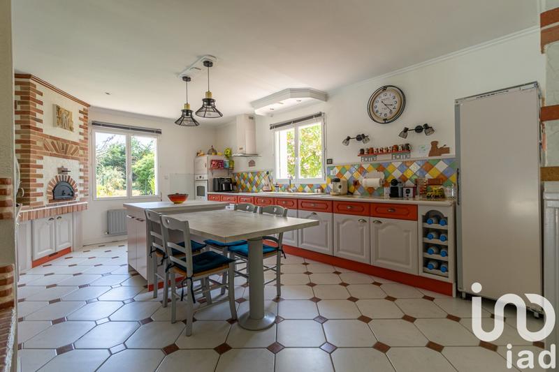 Maison - 180 m² - 6 pièces