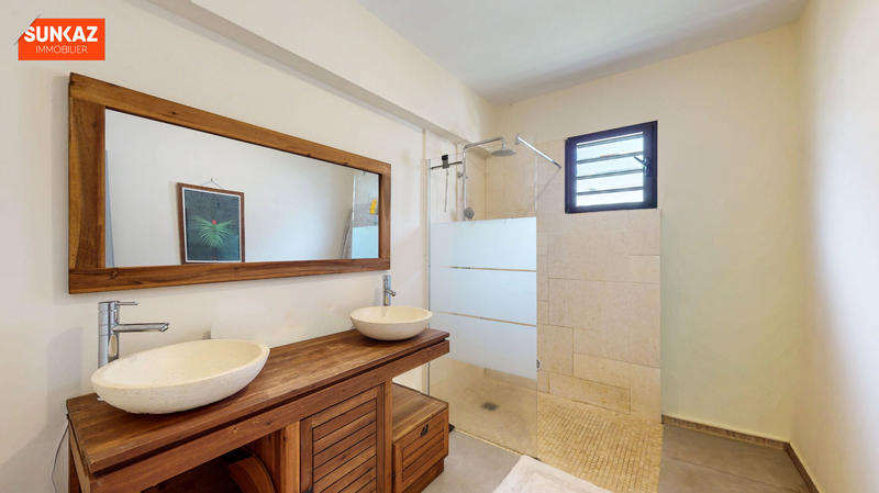 Maison - 160 m² - 5 pièces