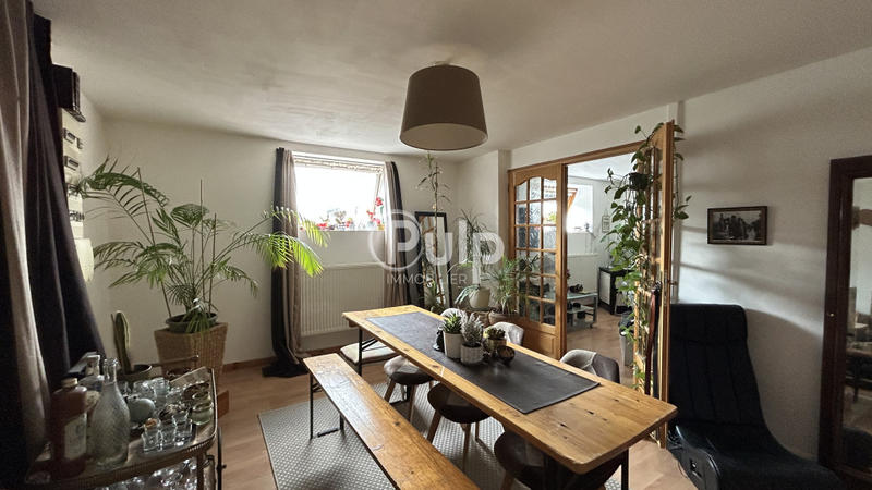 Immeuble - 174 m² - 6 pièces