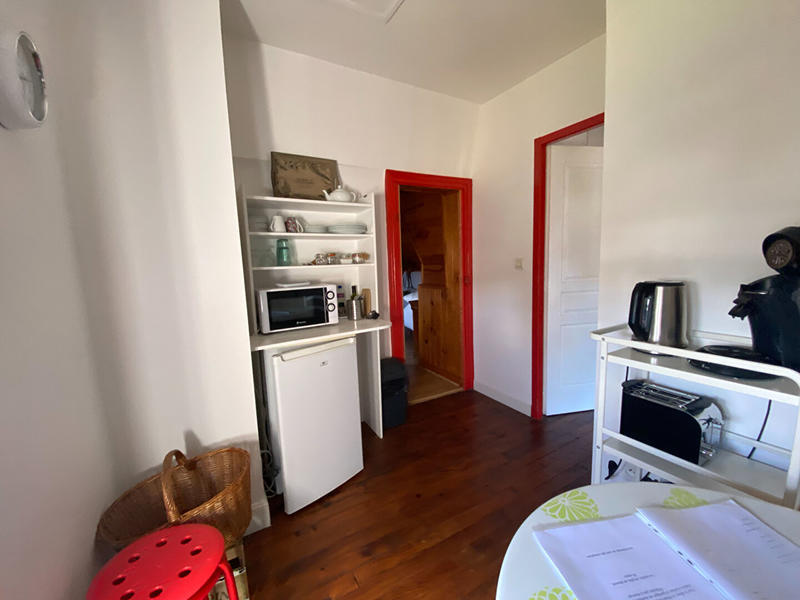 Maison - 260 m² - 9 pièces