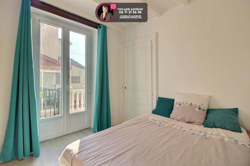 Maison - 159 m² - 8 pièces