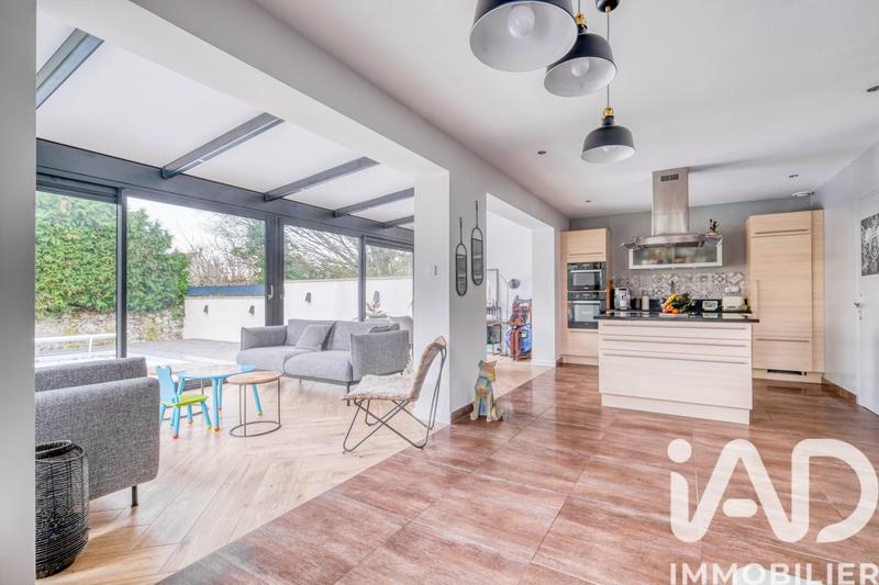 Maison - 131 m² - 6 pièces