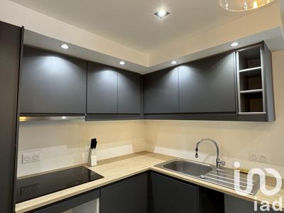 Maison de ville - 80 m² - 5 pièces