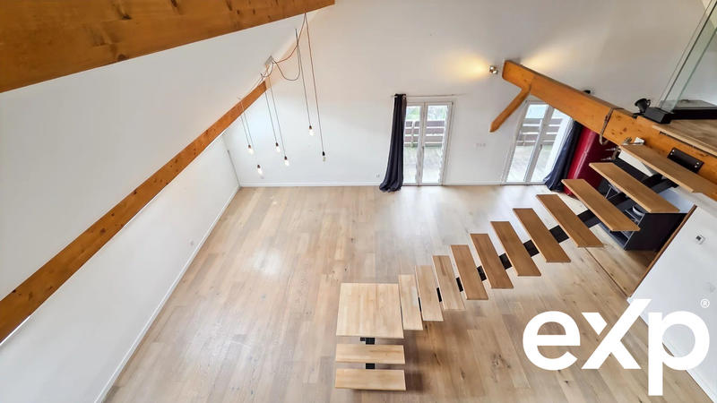 Loft - 169 m² - 4 pièces