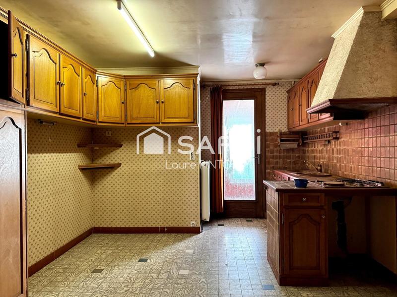 Maison - 193 m² - 7 pièces