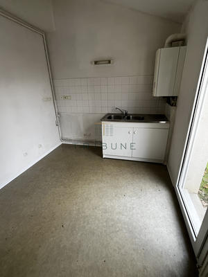 Maison - 91 m² - 7 pièces