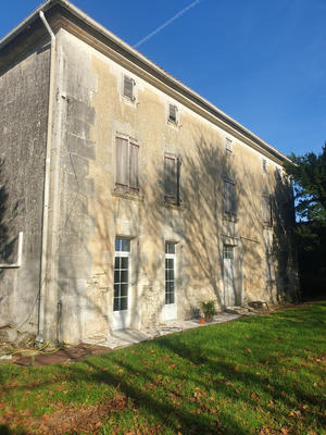 Maison de campagne - 406 m² - 8 pièces