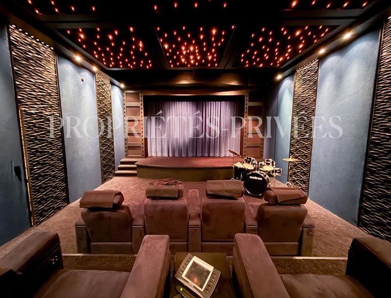 Maison - 309 m² - 6 pièces