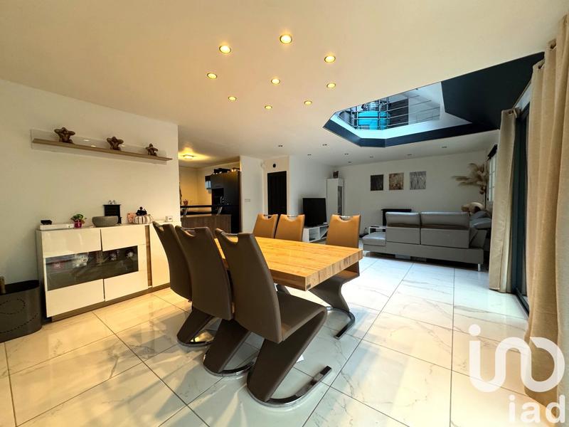 Maison - 115 m² - 5 pièces