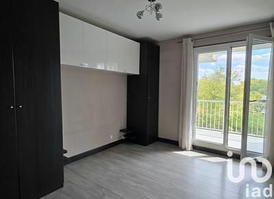 Appartement - 96 m² - 5 pièces