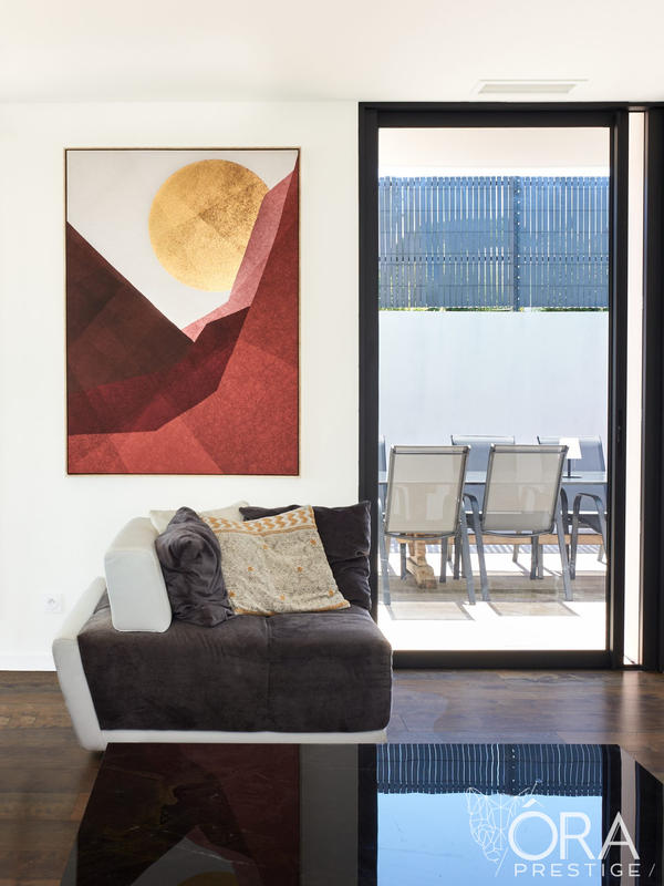 Maison contemporaine - 217 m² - 7 pièces