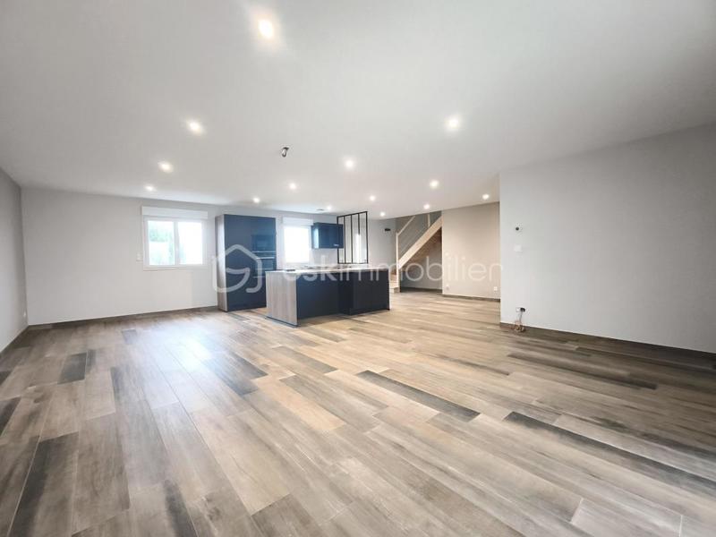 Maison - 143 m² - 5 pièces