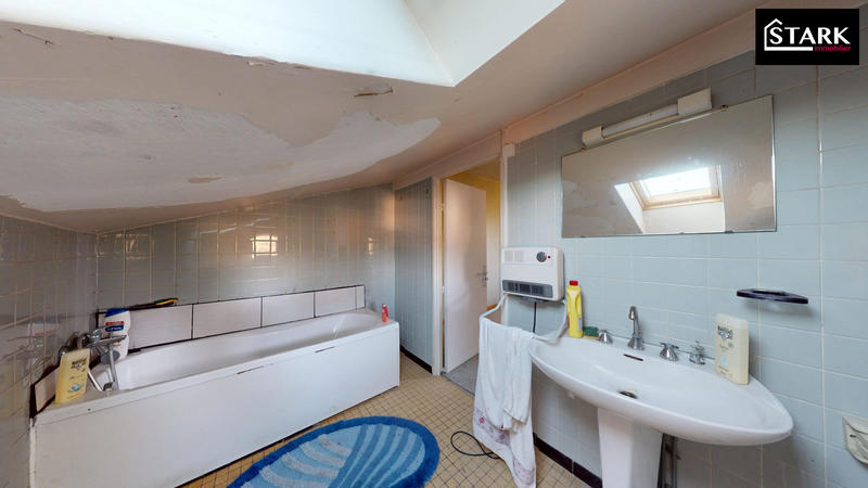 Maison ancienne - 181 m² - 5 pièces