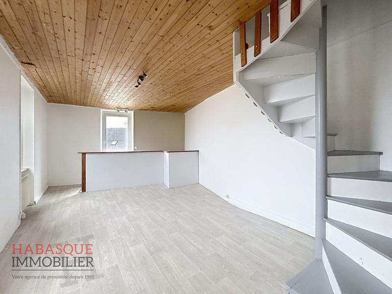 Appartement - 120 m² - 4 pièces