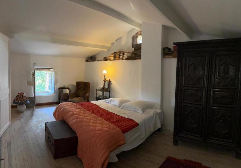 Maison - 255 m² - 5 pièces