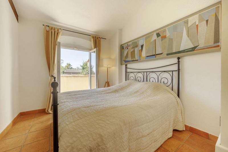 Villa - 196 m² - 6 pièces