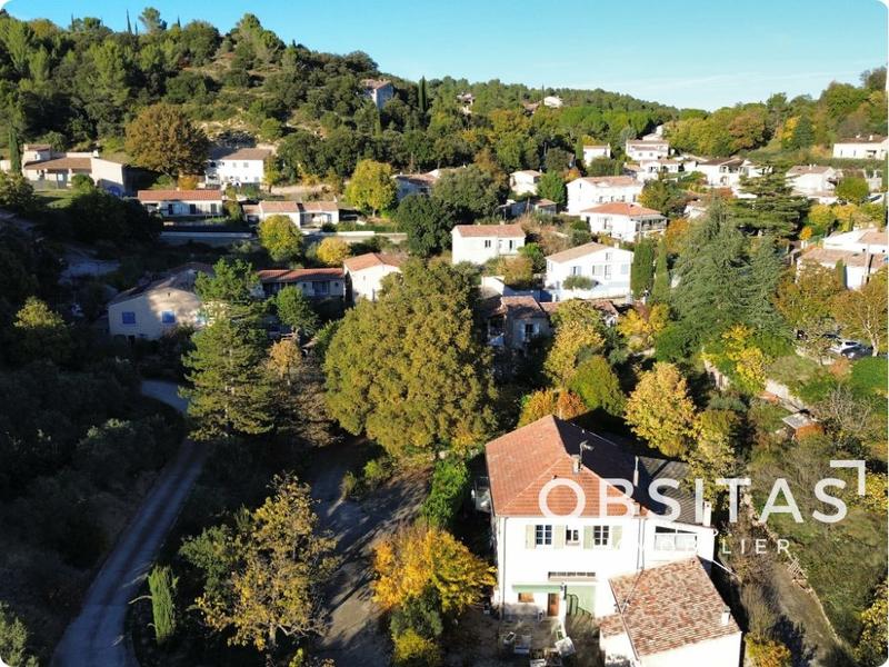 Maison - 263 m² - 13 pièces