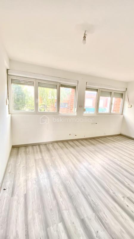 Maison - 96 m² - 4 pièces