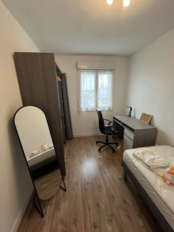 Appartement - 82 m² - 5 pièces