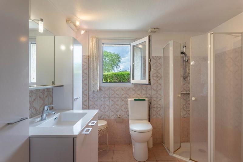 Propriété - 130 m² - 7 pièces