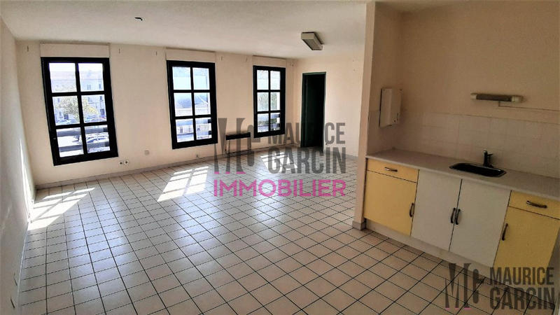 Bureau - 150 m² - 6 pièces