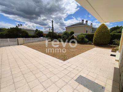 Maison jumelée - 98 m² - 4 pièces