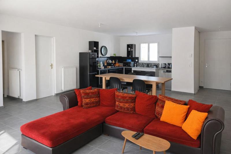 Maison - 110 m² - 6 pièces