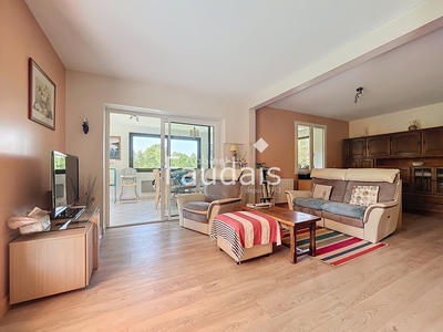 Maison - 151 m² - 6 pièces