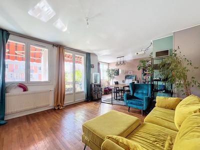 Appartement - 82 m² - 5 pièces