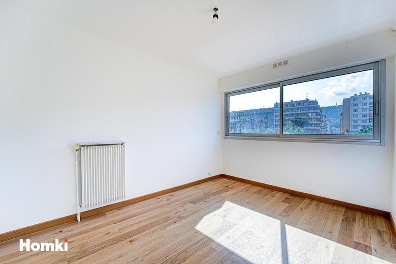 Appartement - 87 m² - 4 pièces