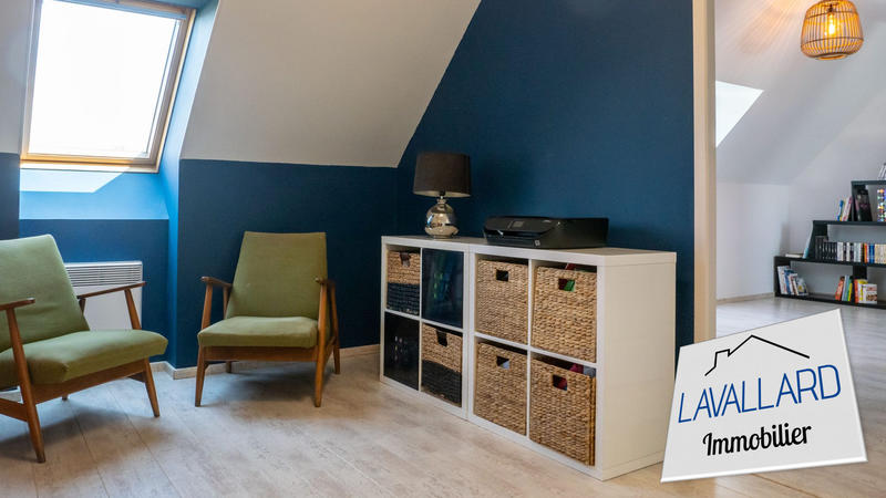 Maison - 175 m² - 9 pièces