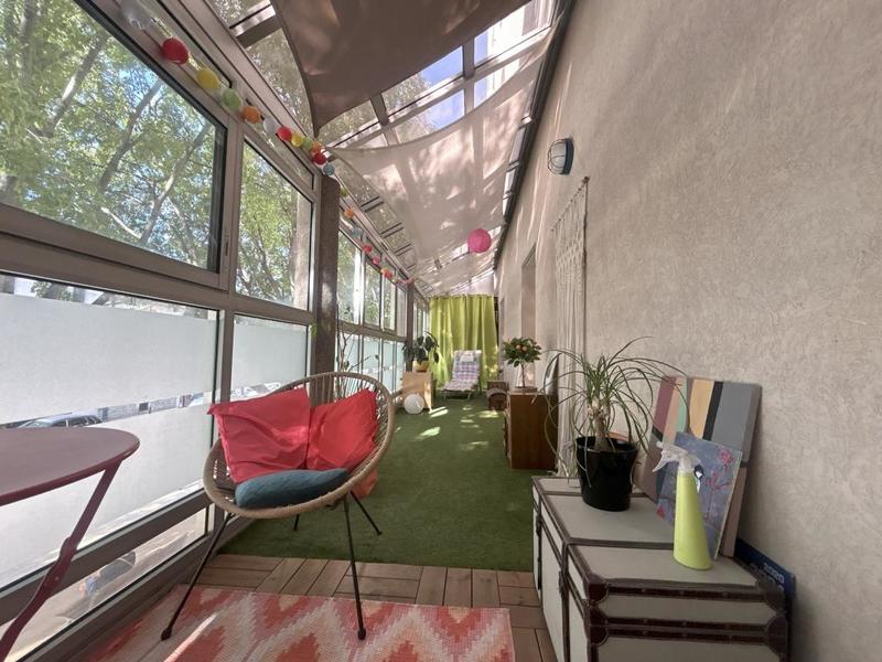 Appartement - 100 m² - 3 pièces