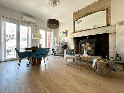 Maison - 355 m² - 12 pièces