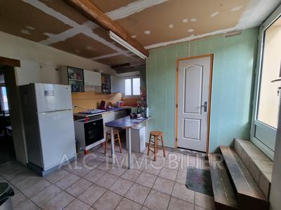 Maison - 86 m² - 5 pièces