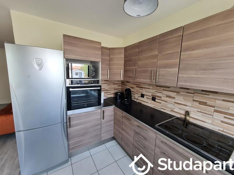 Chambre - 9 m² - 1 pièce