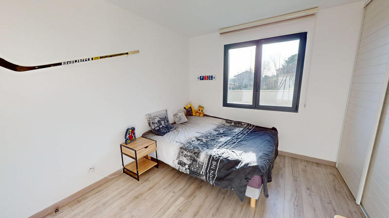 Maison - 185 m² - 7 pièces