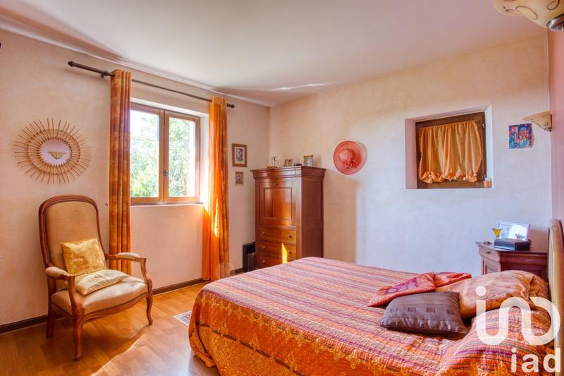 Maison - 143 m² - 6 pièces