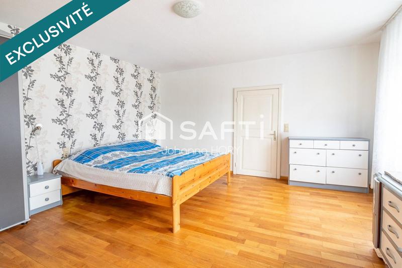 Maison - 220 m² - 11 pièces