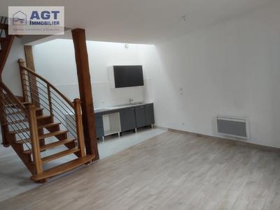 Maison - 80 m² - 4 pièces