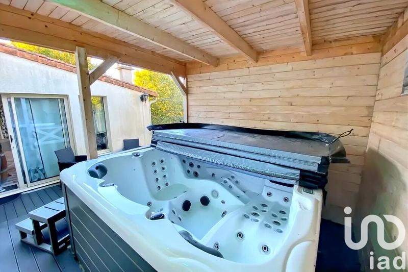 Maison - 190 m² - 7 pièces