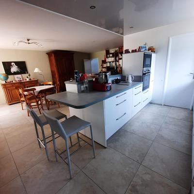 Maison - 101 m² - 5 pièces